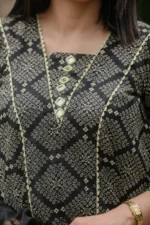 2pc lawn suit-Printed (Stitched) - Image 6