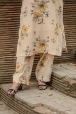 2pc lawn suit-Printed (Stitched) - Image 4